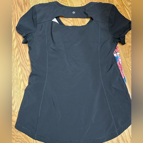 Lululemon tee! - Picture 3 of 3